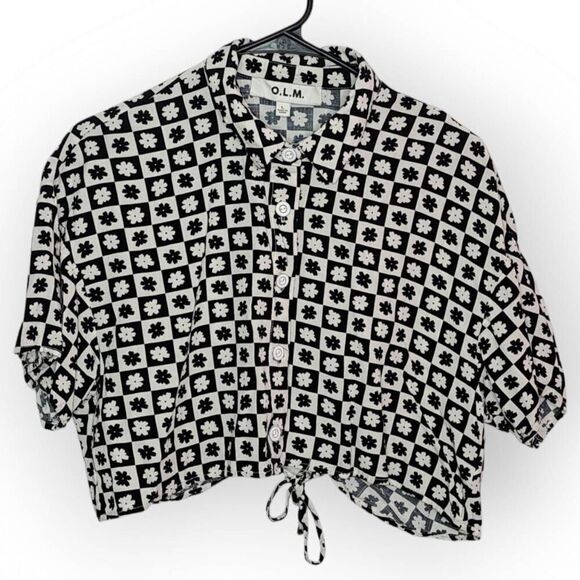 OLM Women's Checkered Floral Button Down Cropped Blouse size Large - Picture 1 of 5